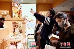 泡泡玛特在上海南京路再开旗