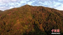 广西三江：夕照熔金染侗乡